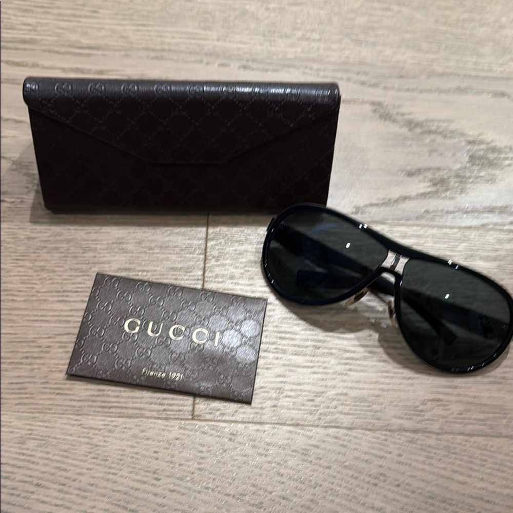 Women Shield style Gucci Black Modern Sunglasses